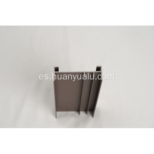 Perfiles de aluminio pintados con aerosol para puertas y ventanas